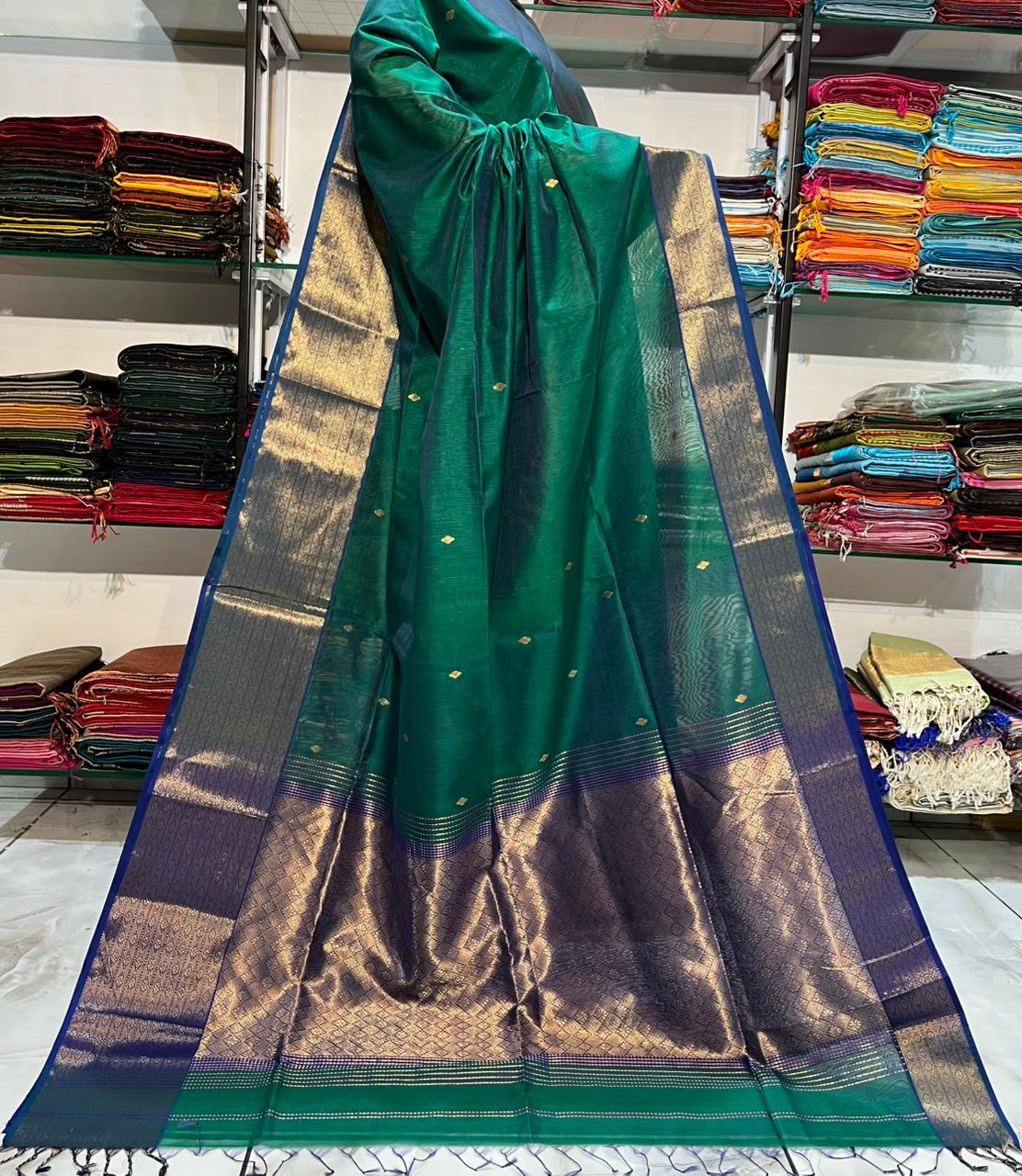 Emerald Green Maheshwari Silk Saree with Silver Zari Border