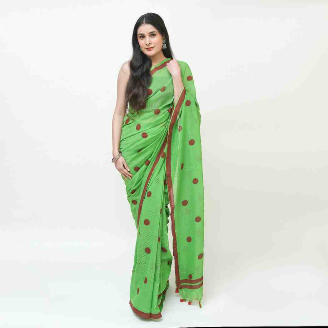 Green and Red Polka Dot Printed Cotton Saree